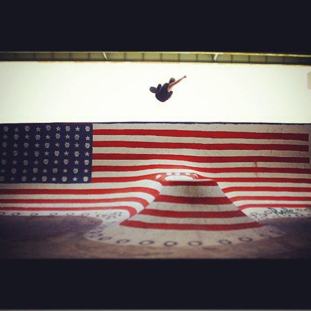flyin the flag! epic shot to finish off a great 4th of July weekend by @notryanmiller at FDR #fdrskatepark #fdr #philly #4thofjulyweekend #5thofjuly #philadelphia #skatelife #skateboard #skateboarding #skateboardingisfun #skateeverydamnday #skateeveryday #skying #skateboardair #photooftheday #photo #sk8ordie #skateordie #sk8 #skatelife #skateart #flag #americanflag #redwhiteandblue #whatever #whateverskateboards